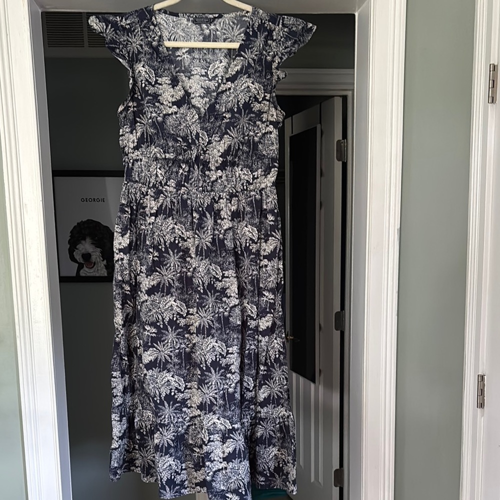 Vineyard Vines Navy and White Floral Maxi Sundress Dress Like New! L
